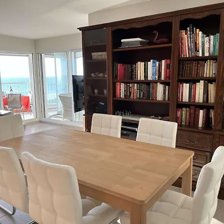 Superbe T3, Clim, Parking, Proche Et Commerces - Fr-1-702-1 * Agde