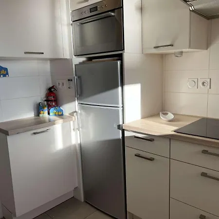 Daire Superbe T3, Clim, Parking, Proche Et Commerces - Fr-1-702-1 Agde