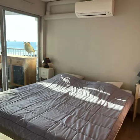 Superbe T3, Clim, Parking, Proche Et Commerces - Fr-1-702-1 Appartement *