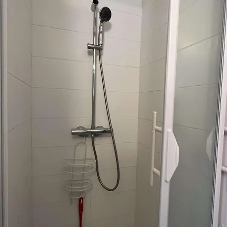 Superbe T3, Clim, Parking, Proche Et Commerces - Fr-1-702-1 * Agde