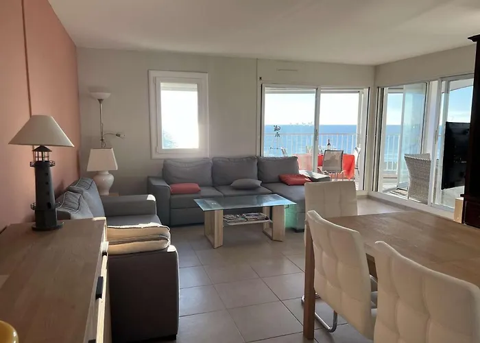 Apartament Superbe T3, Clim, Parking, Proche Et Commerces - Fr-1-702-1 *