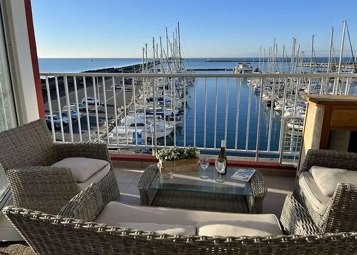 Superbe T3, Clim, Parking, Proche Et Commerces - Fr-1-702-1 * Agde