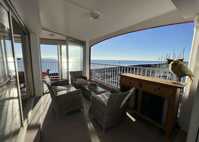 Apartament Superbe T3, Clim, Parking, Proche Et Commerces - Fr-1-702-1